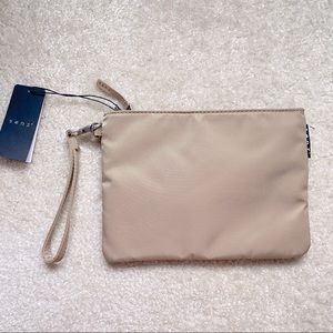 Senz Nylon Zip Wristlet